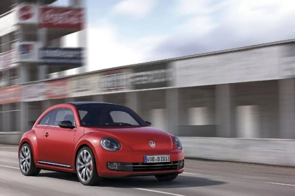 Volkswagen New Beetle - foto ed informazioni ufficiali