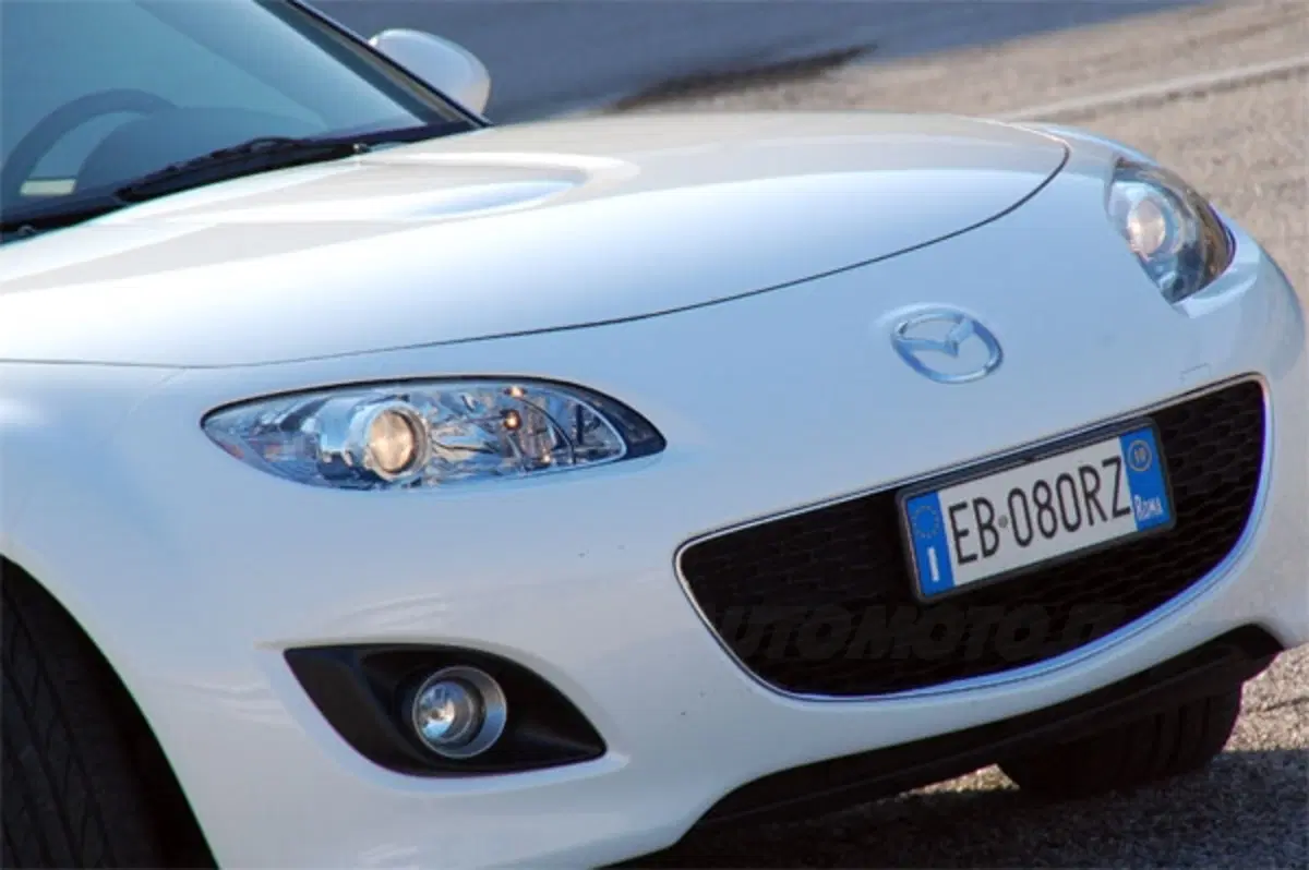 Mazda MX-5 20th Anniversary (22)
