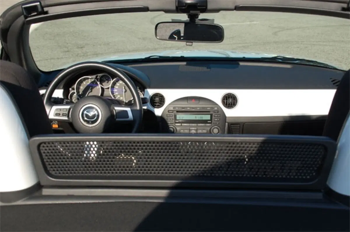 Mazda MX-5 20th Anniversary (38)