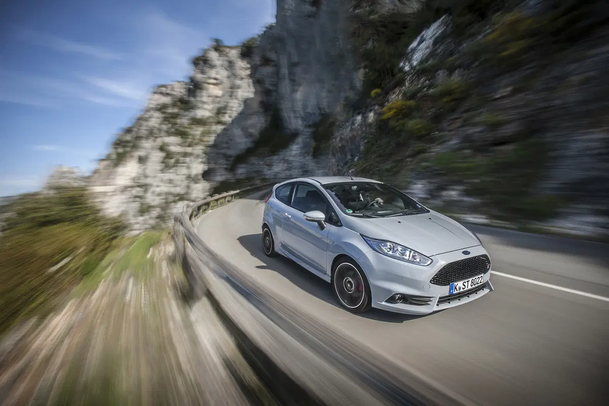 Ford Fiesta ST200: la più potente di sempre [Video] (11)