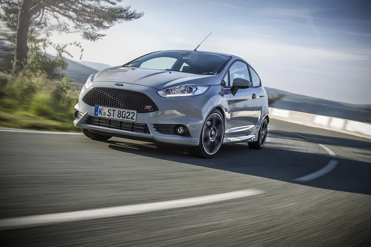 Ford Fiesta ST200: la più potente di sempre [Video] (12)