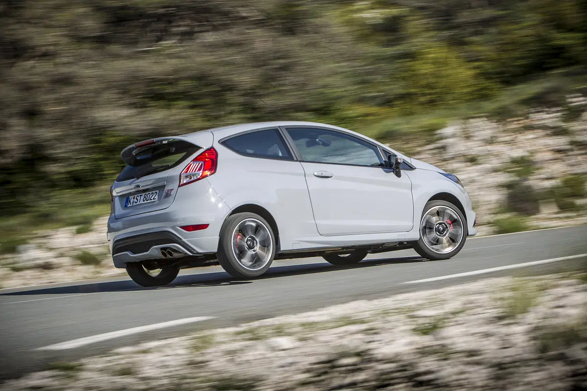 Ford Fiesta ST200: la più potente di sempre [Video] (9)