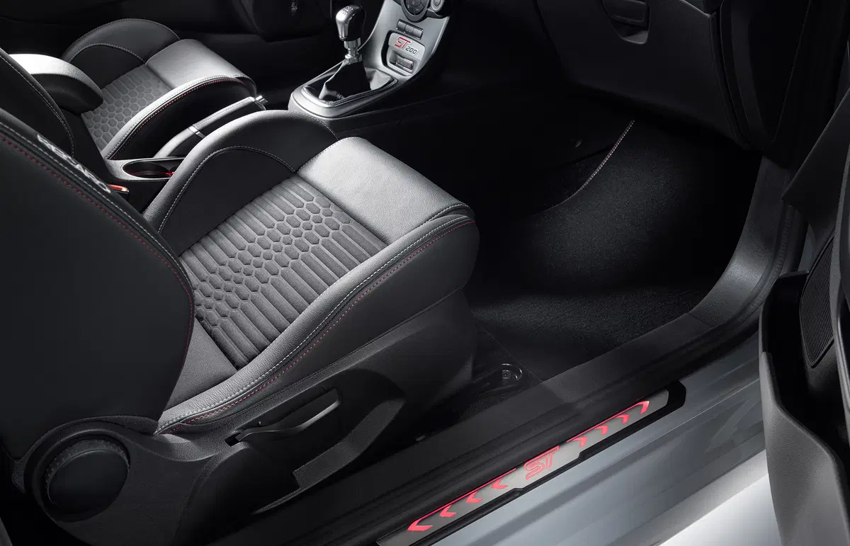 Ford Fiesta ST200: la più potente di sempre [Video] (36)