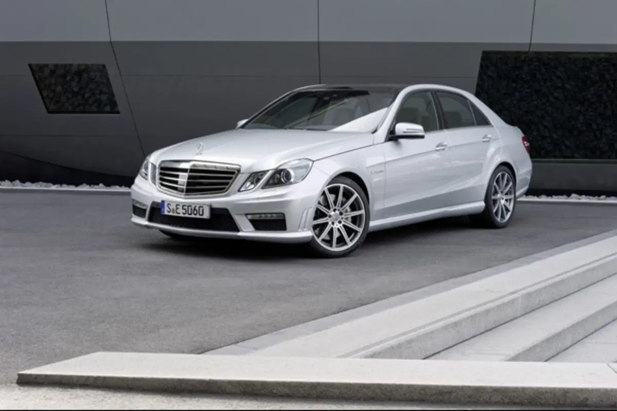 Mercedes Classe E 63 AMG: nuovo V8 biturbo