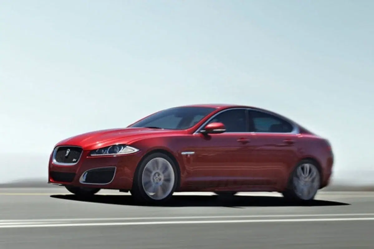 Jaguar XF restyling (2)