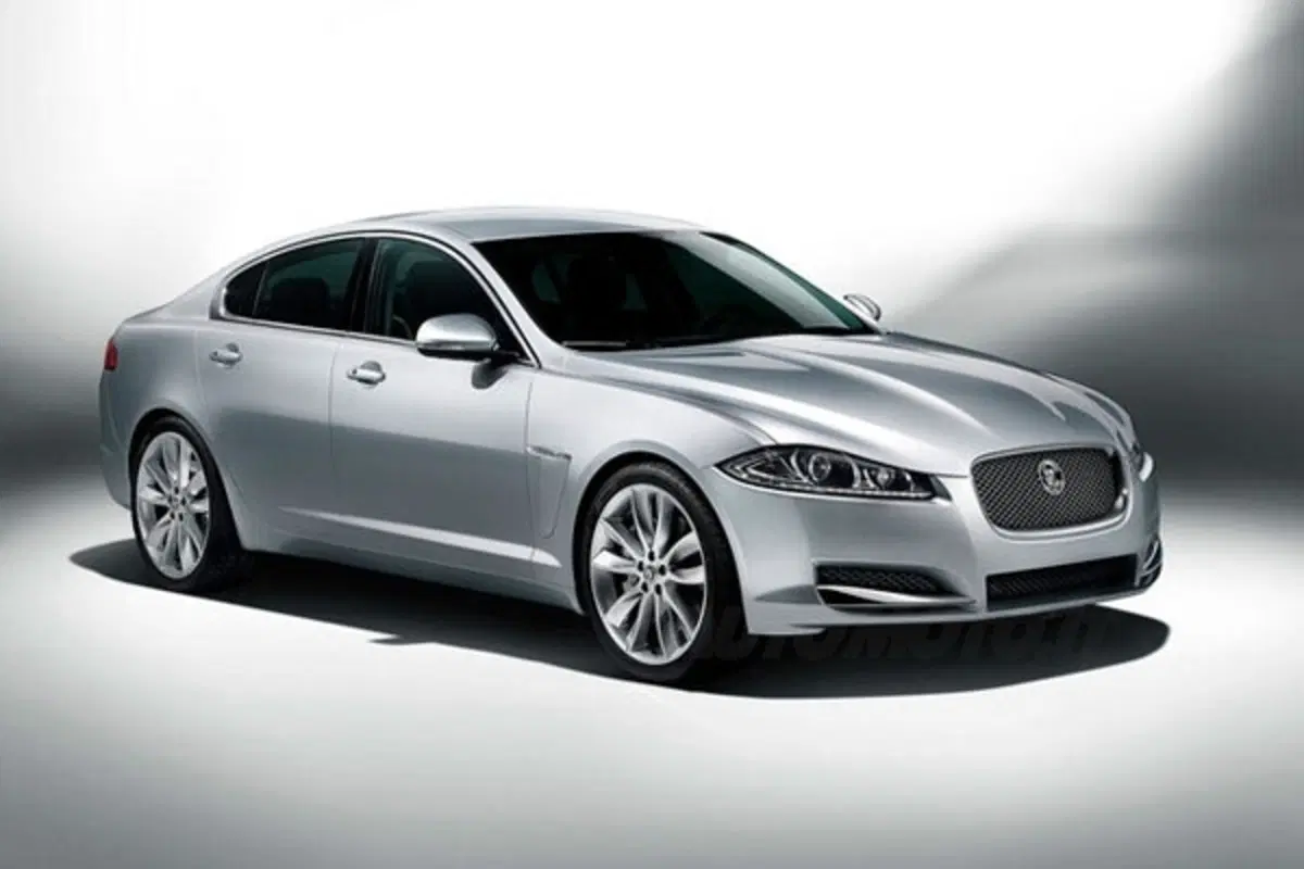 Jaguar XF restyling (5)