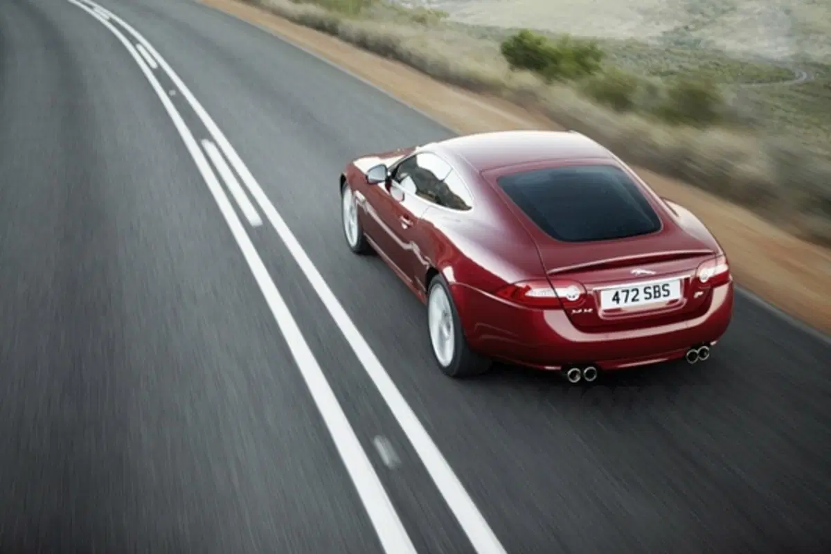 Jaguar XK M.Y. 2012: ecco il restyling (4)