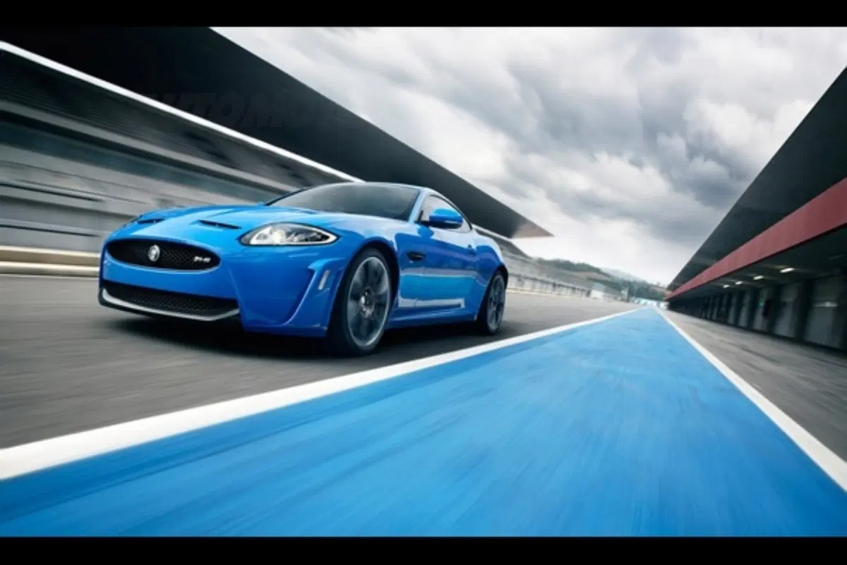 Jaguar XK M.Y. 2012: ecco il restyling (10)