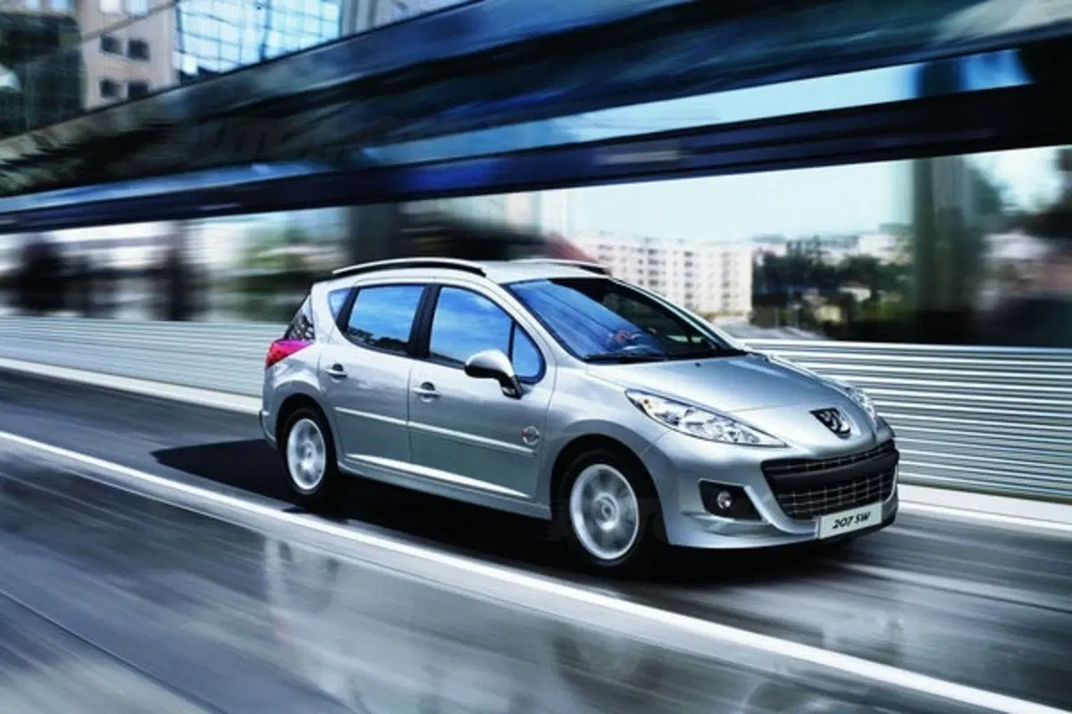 Peugeot 207 Sweet Years (3)