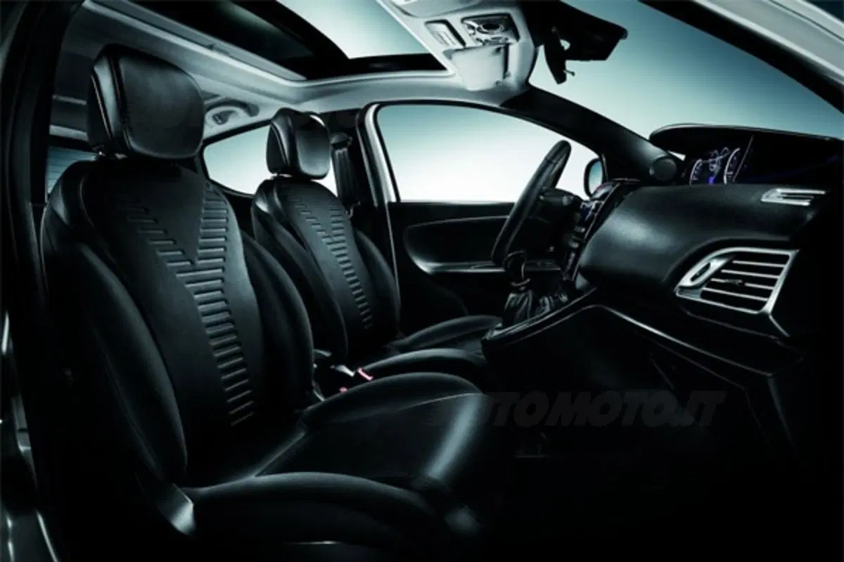 Nuova Lancia Ypsilon - quanto costa (9)