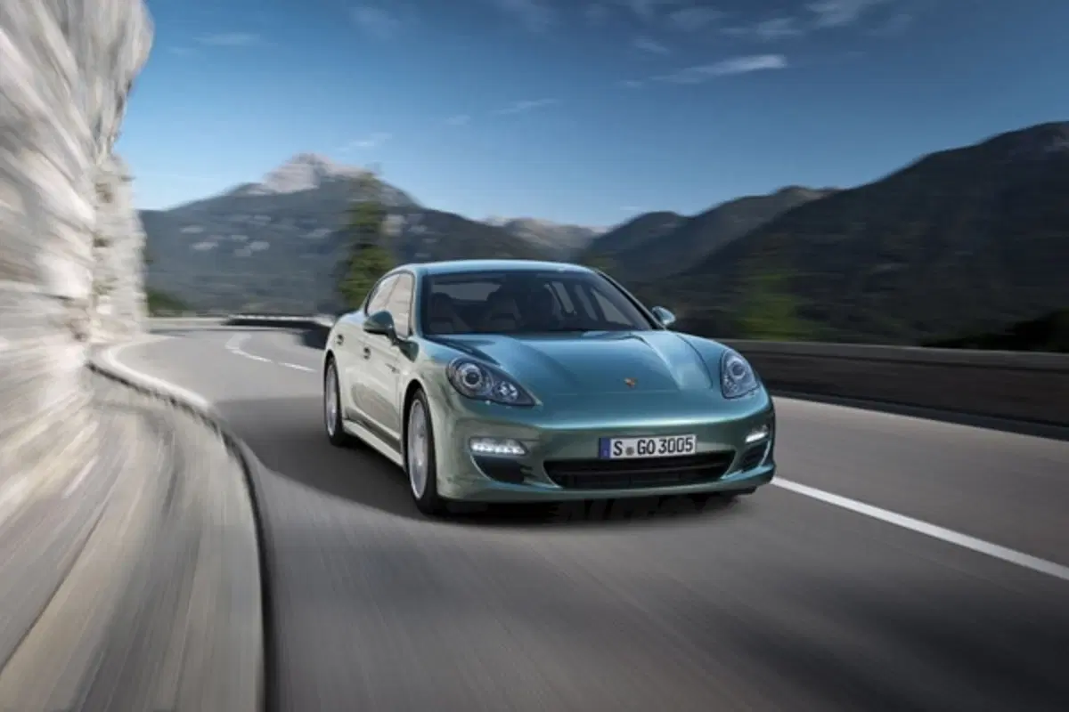 Porsche Panamera Diesel (4)