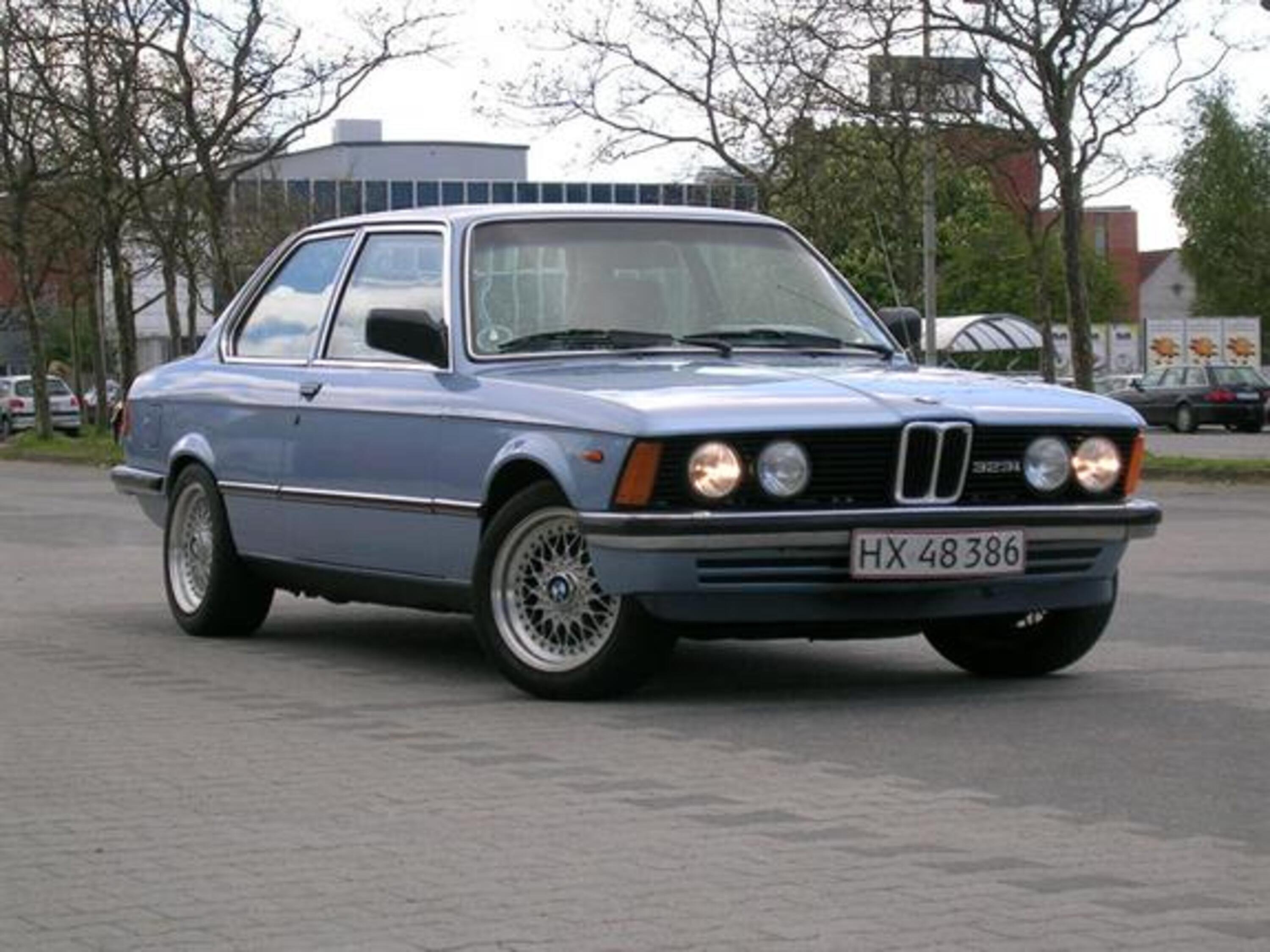 BMW Serie 3 320 2 porte 