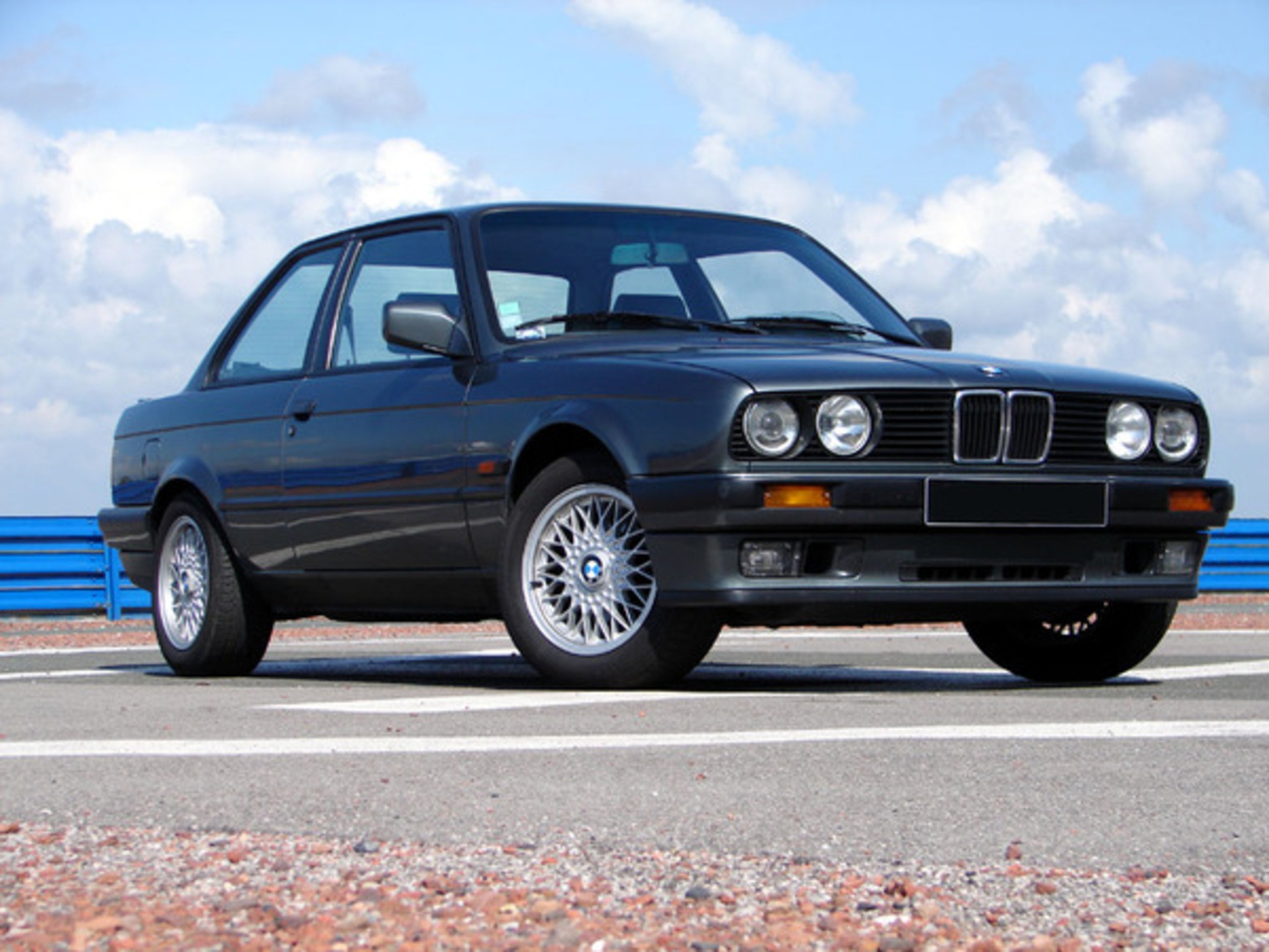 BMW Serie 3 323i 2 porte