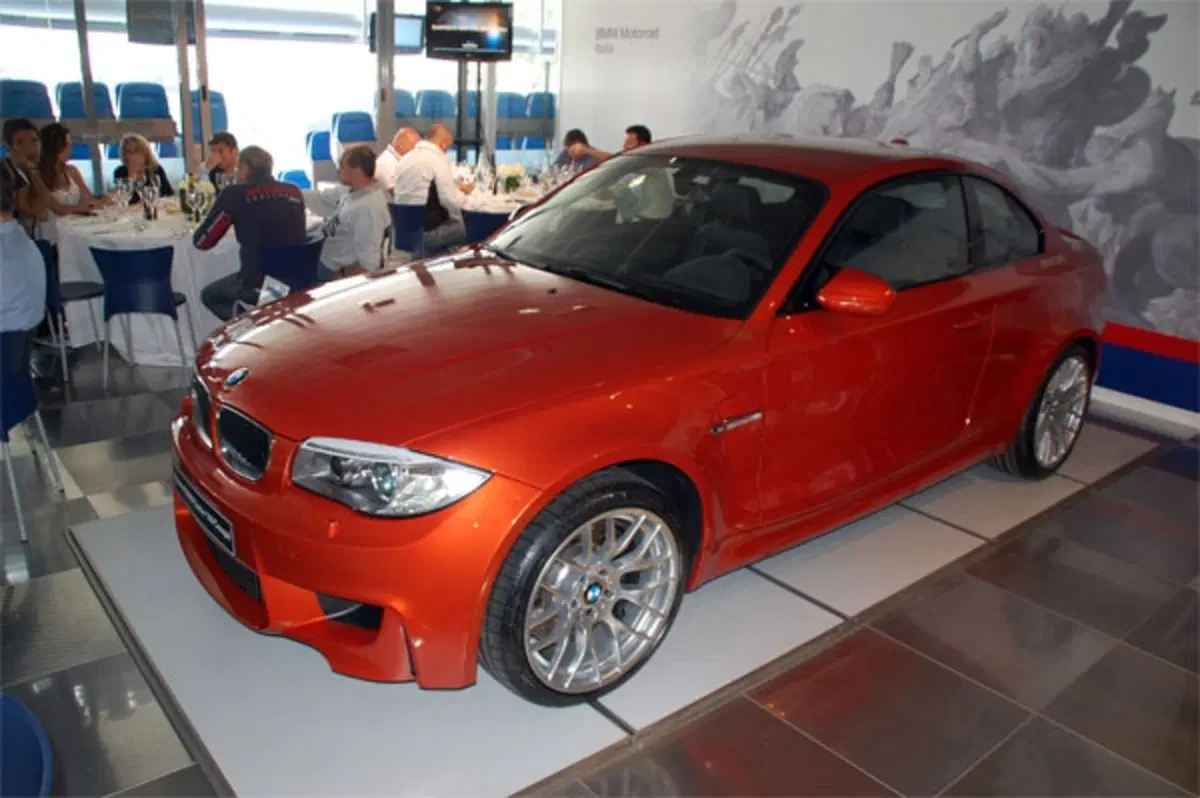 BMW Serie 1M Coupè: si mostra a Monza (4)