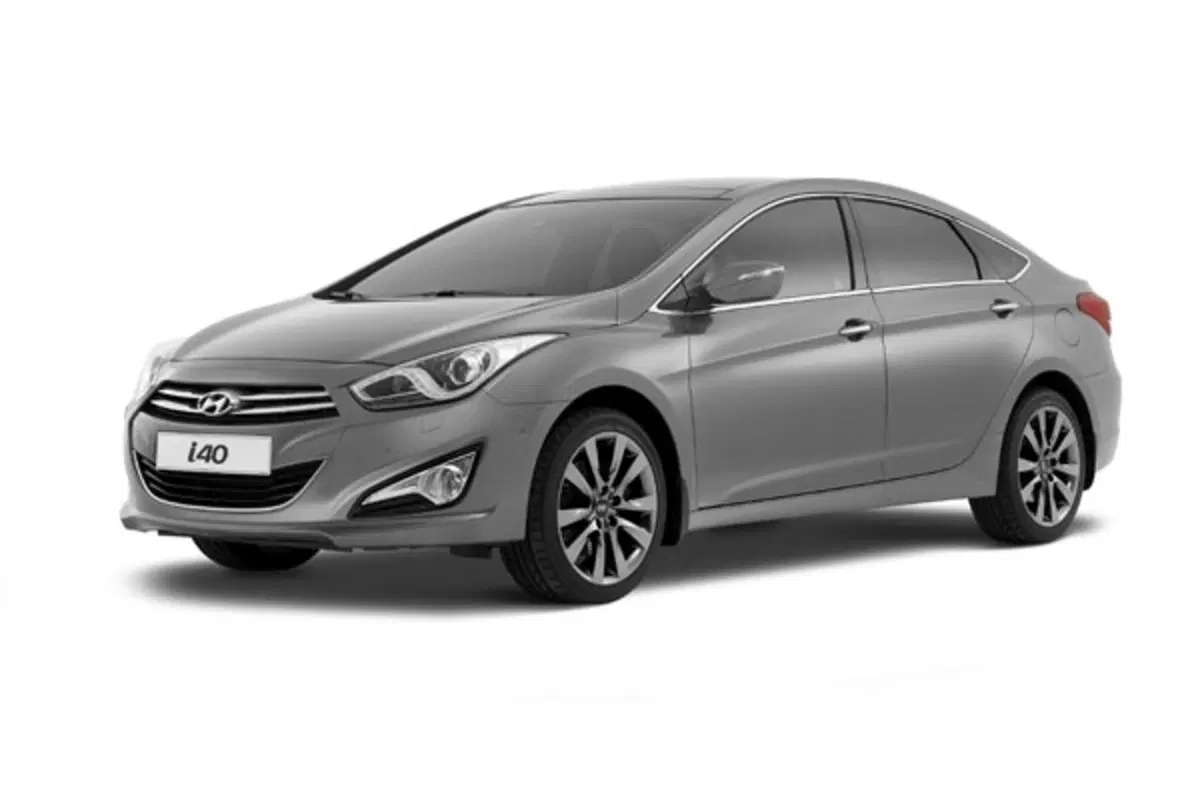 Hyundai i40: le prime immagini ufficiali