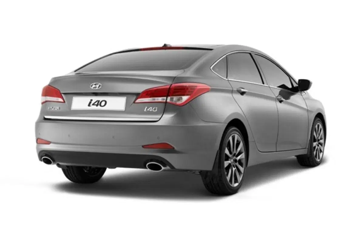 Hyundai i40: le prime immagini ufficiali (2)