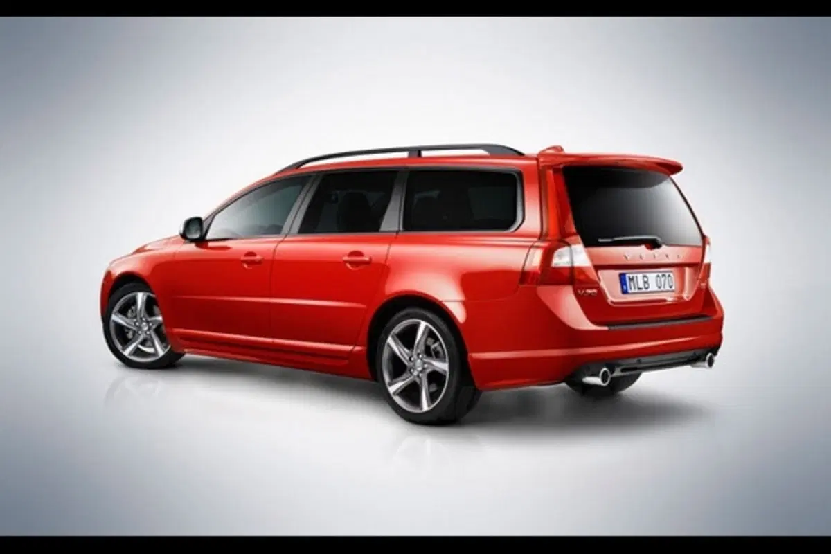 Volvo: in arrivo V70 R-Design ed S80 Executive (2)