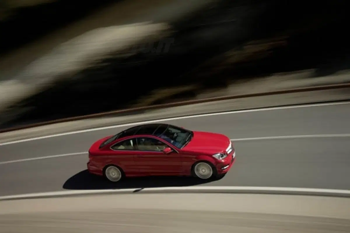 Mercedes Classe C Coupè: quanto costa (10)