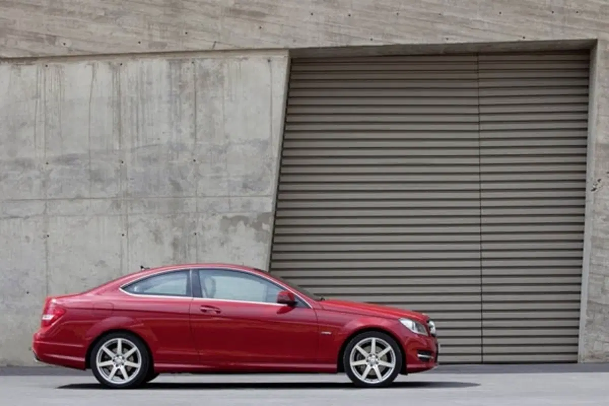 Mercedes Classe C Coupè: quanto costa (17)