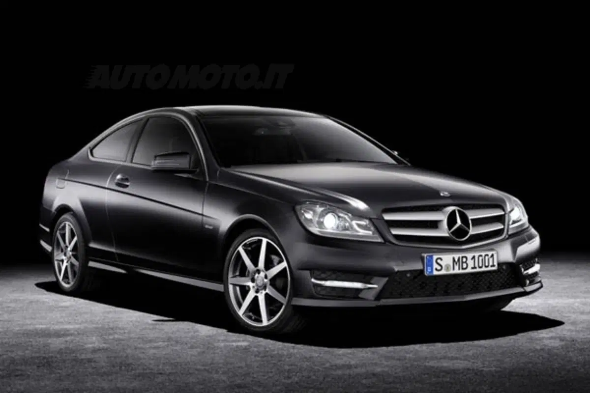 Mercedes Classe C Coupè: quanto costa (25)
