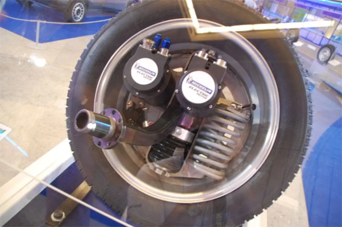 Il futuro Michelin al Challenge Bibendum 2011 (5)