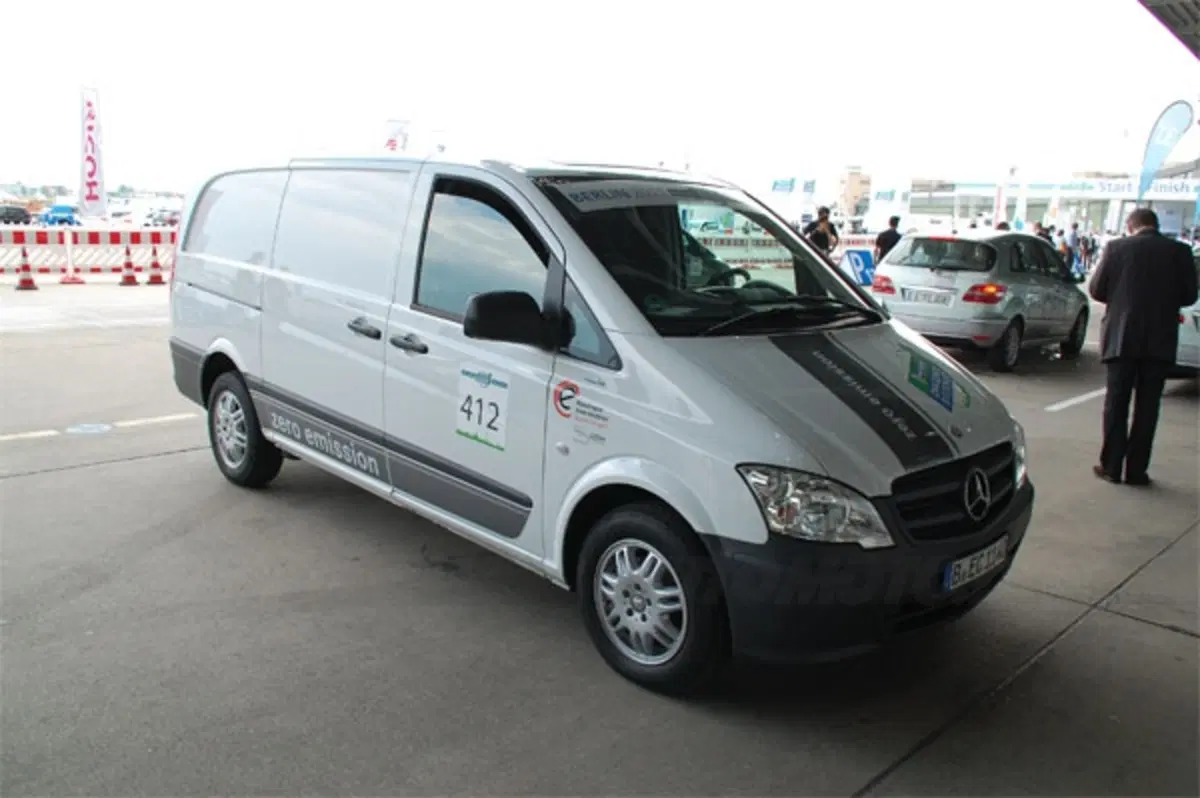 Il futuro Michelin al Challenge Bibendum 2011 (16)