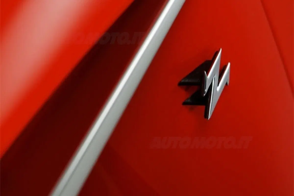 Aston Martin V12 Zagato (12)