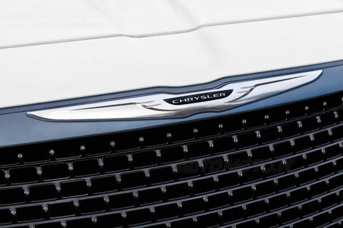 Chrysler 300 SRT8 (14)