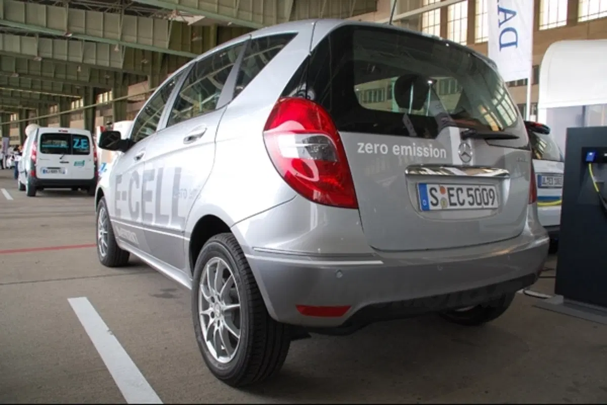 Mercedes Classe A E-Cell (2)
