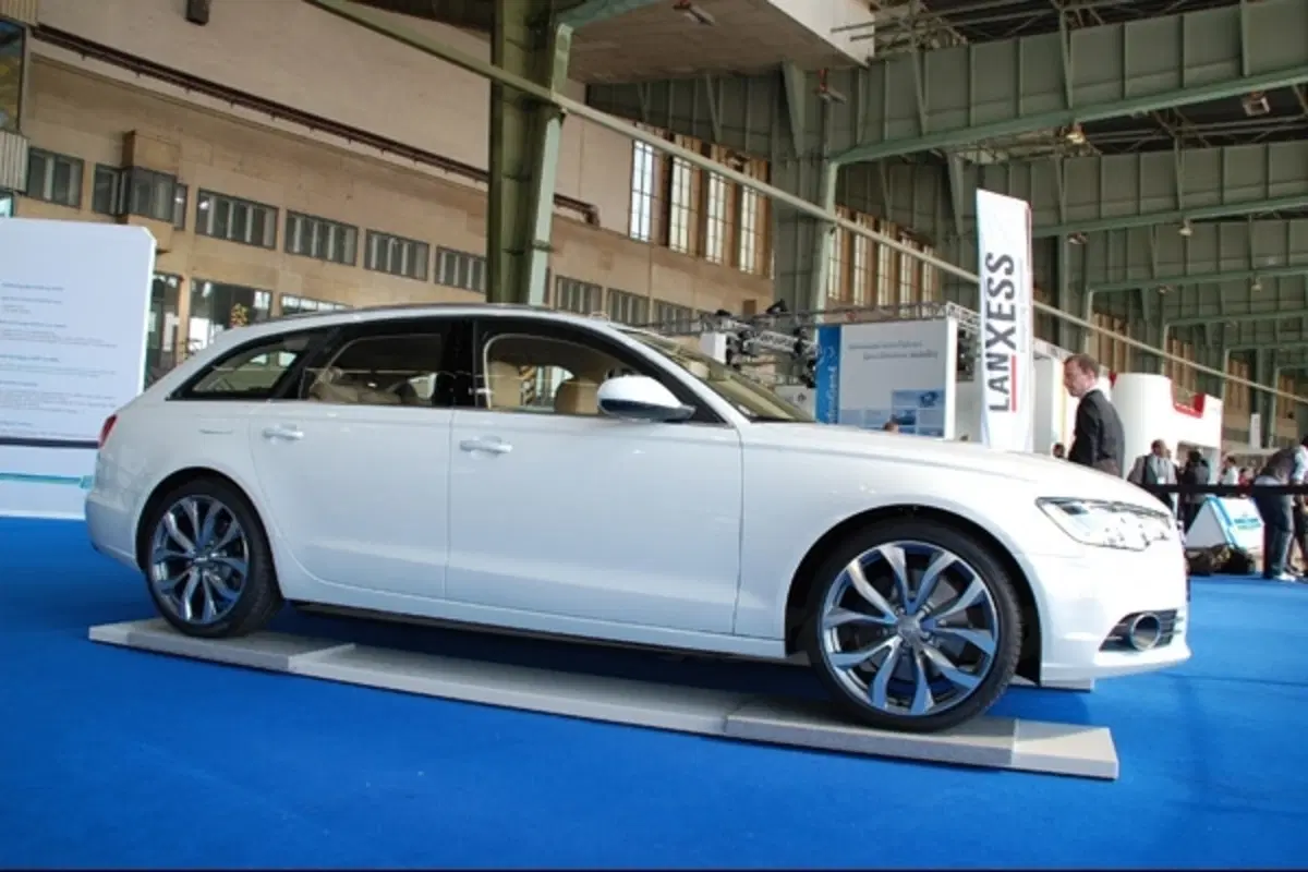 Audi A6 Avant: quanto costa? (5)