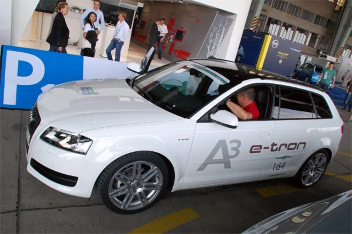 Audi A3 E-Tron Concept (3)