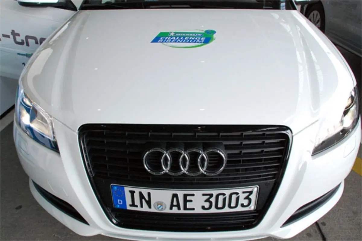 Audi A3 E-Tron Concept (7)