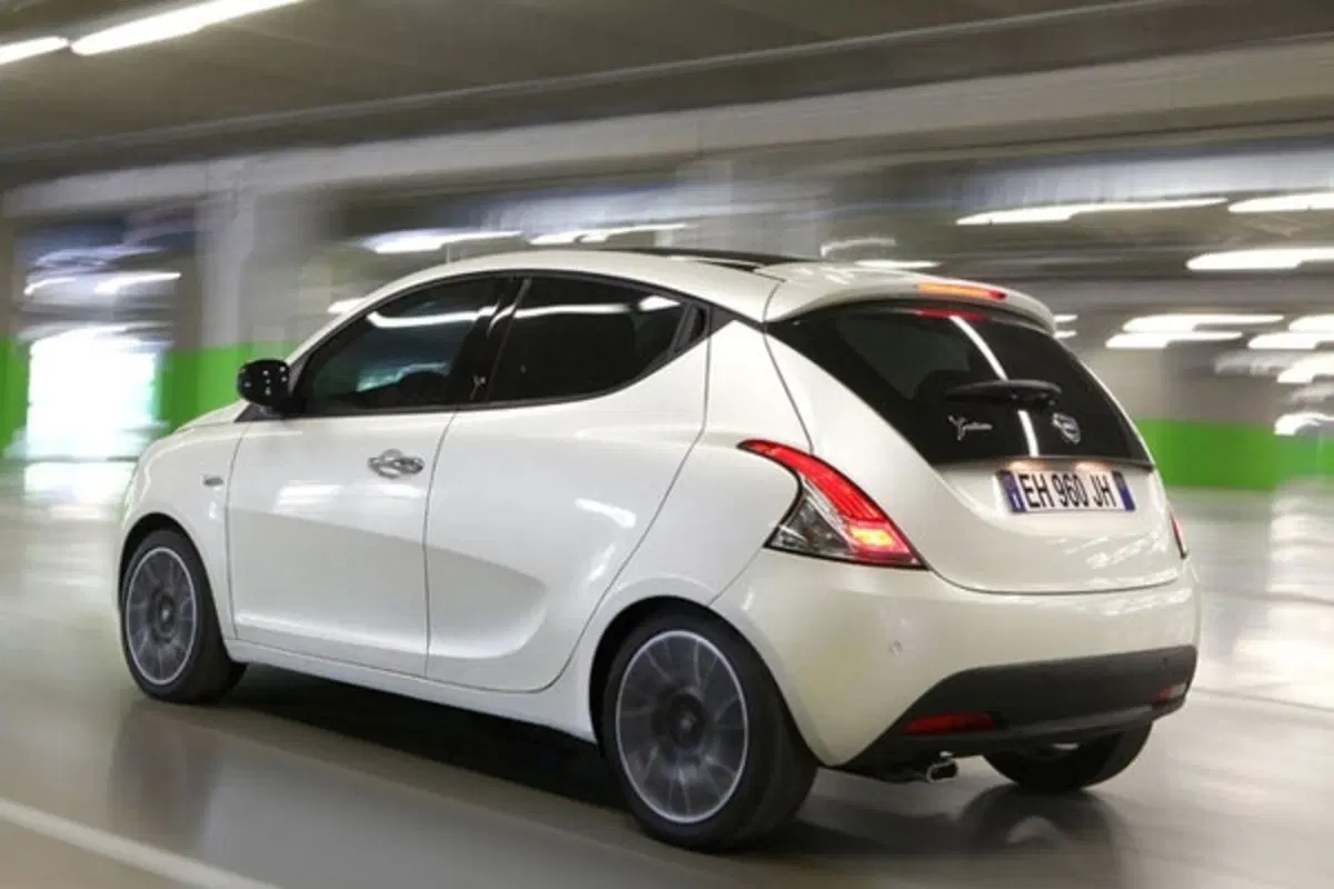 Nuova Lancia Ypsilon (2)