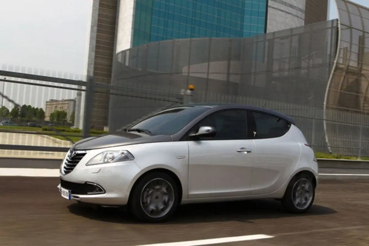 Nuova Lancia Ypsilon (6)