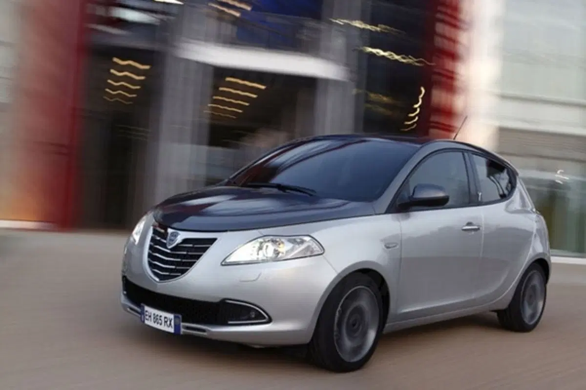 Nuova Lancia Ypsilon (8)