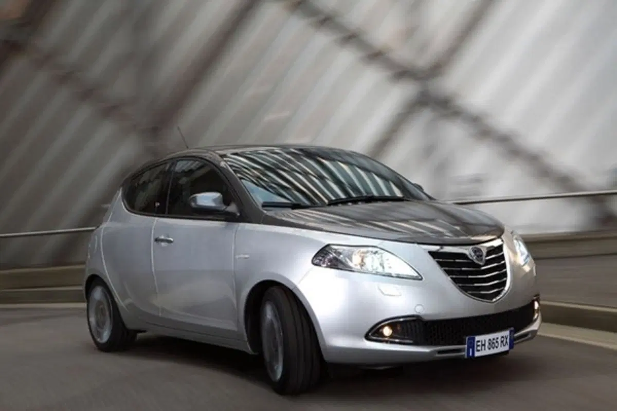 Nuova Lancia Ypsilon (9)