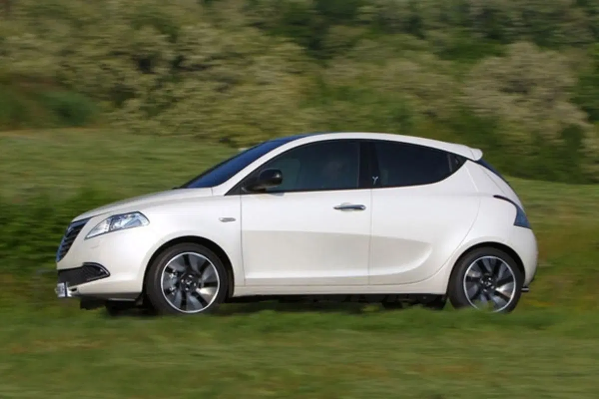 Nuova Lancia Ypsilon (11)