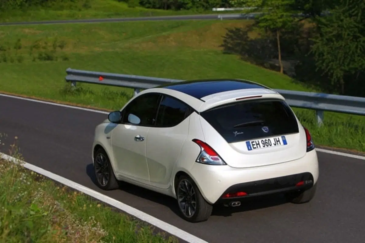 Nuova Lancia Ypsilon (13)
