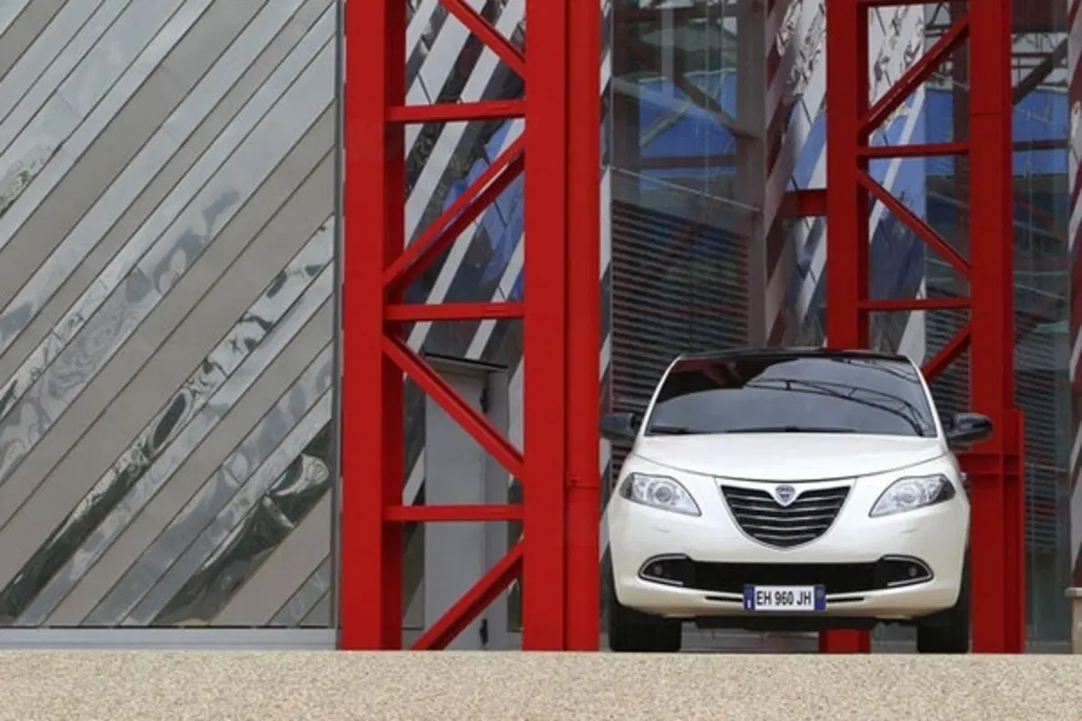 Nuova Lancia Ypsilon (17)