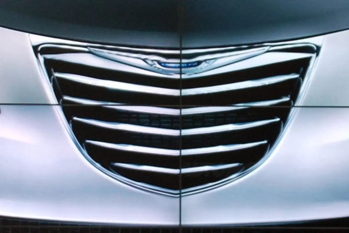 Chrysler Ypsilon - la prima immagine (2)