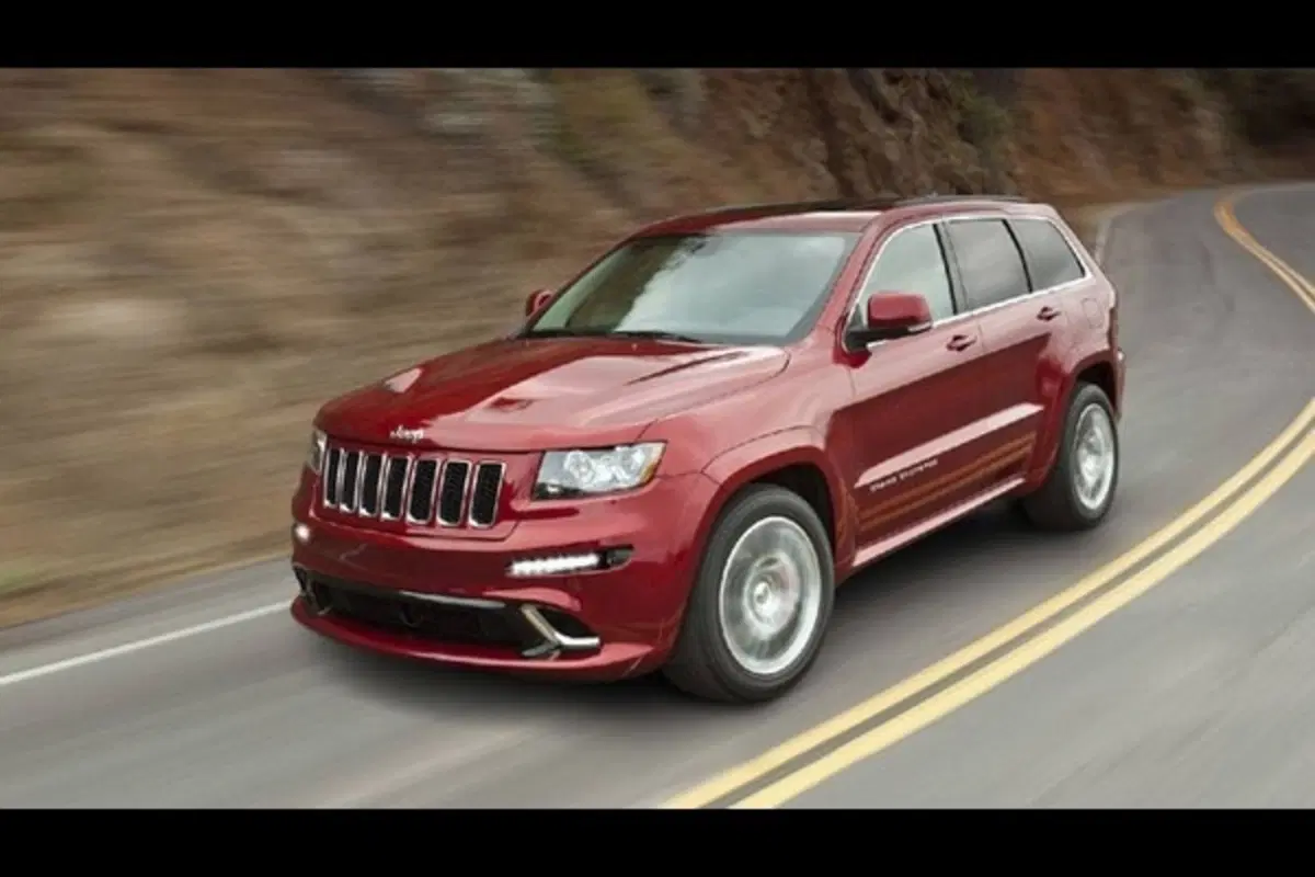 Nuova Jeep Grand Cherokee SRT8 (2)
