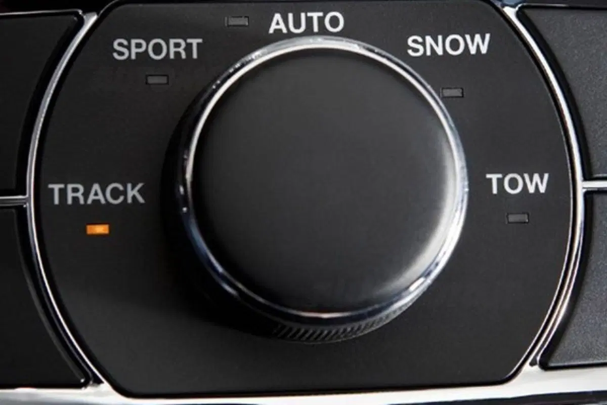 Nuova Jeep Grand Cherokee SRT8 (15)