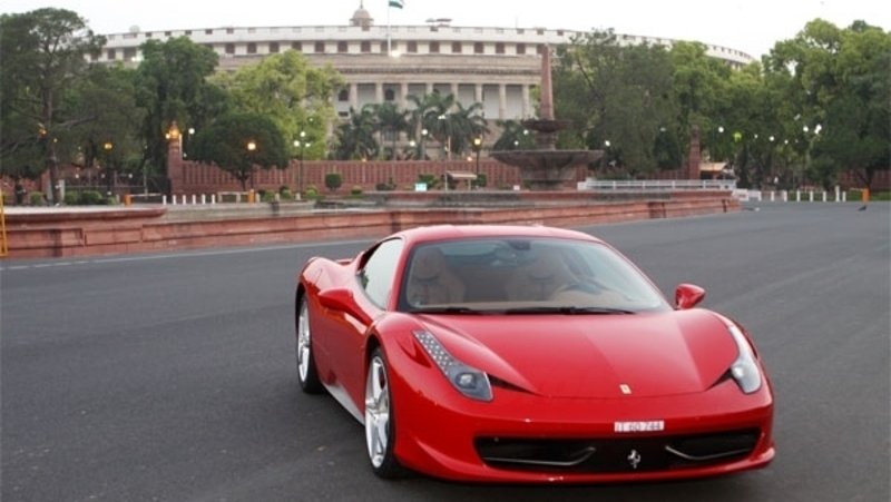 Ferrari debutta ufficialmente in India