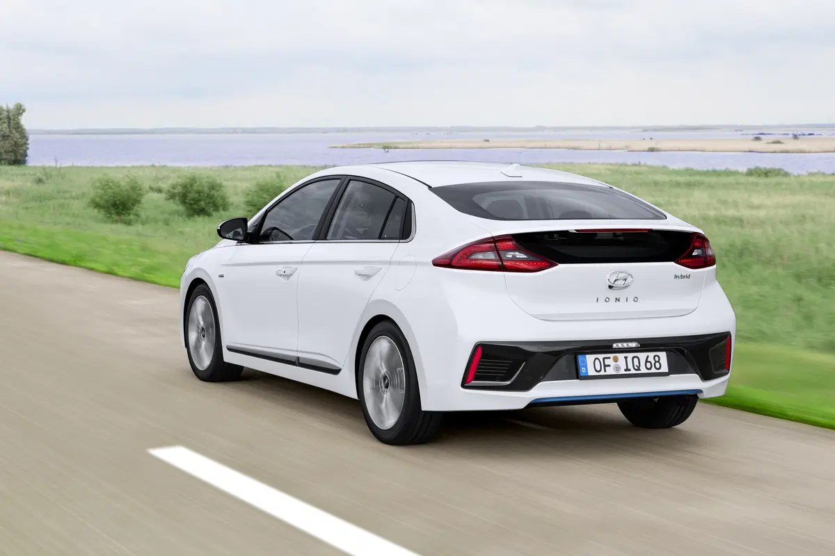 Hyundai Ioniq (2016-22) (26)