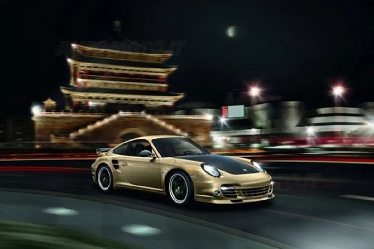 Porsche 911 Turbo S 10 Year Anniversary Edition