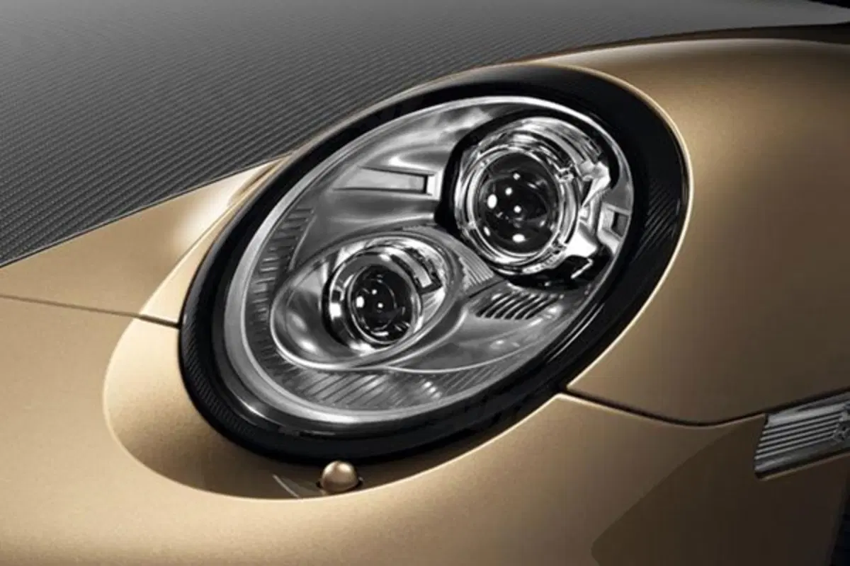 Porsche 911 Turbo S 10 Year Anniversary Edition (7)