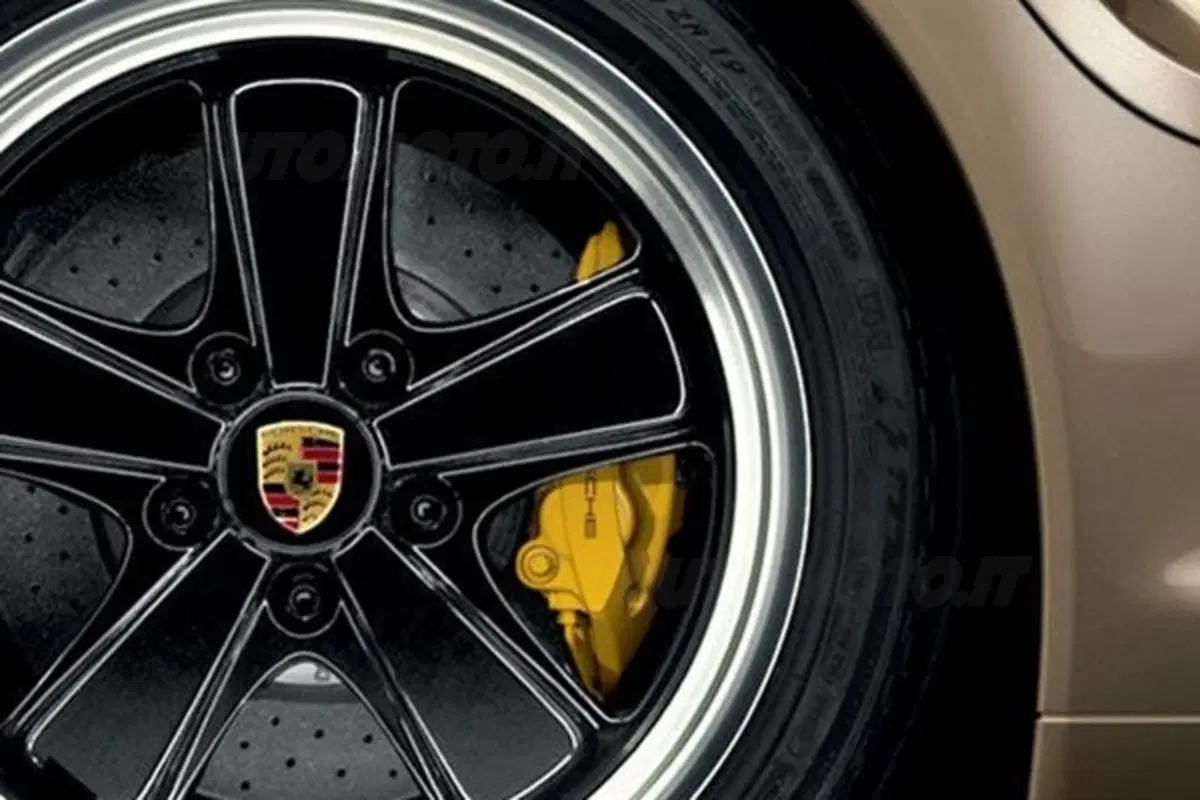 Porsche 911 Turbo S 10 Year Anniversary Edition (11)