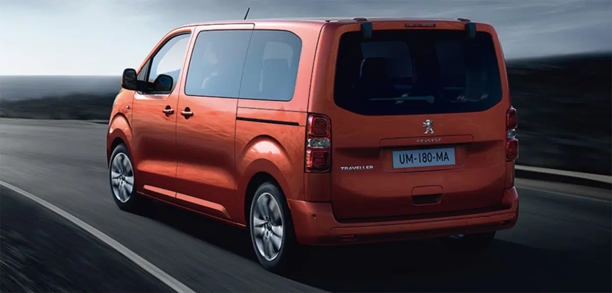 Peugeot Traveller (2016-->>) (2)