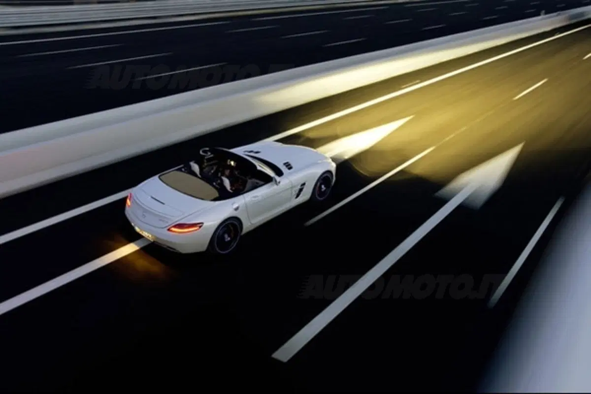 Mercedes SLS Roadster (4)