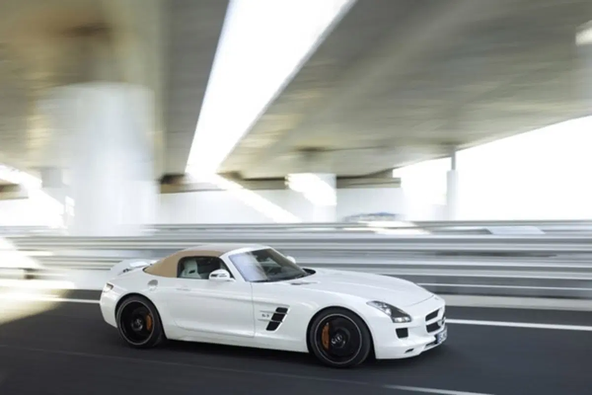 Mercedes SLS Roadster (7)